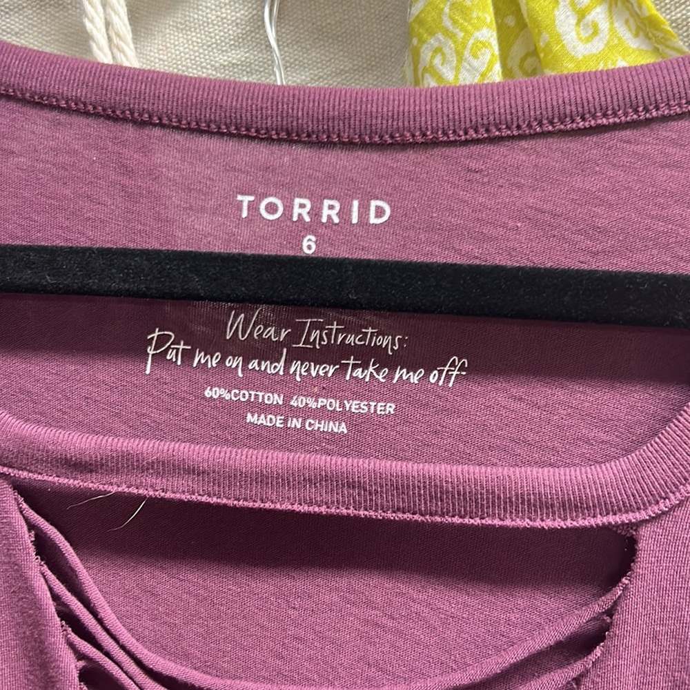 Torrid - Picture 2 of 3